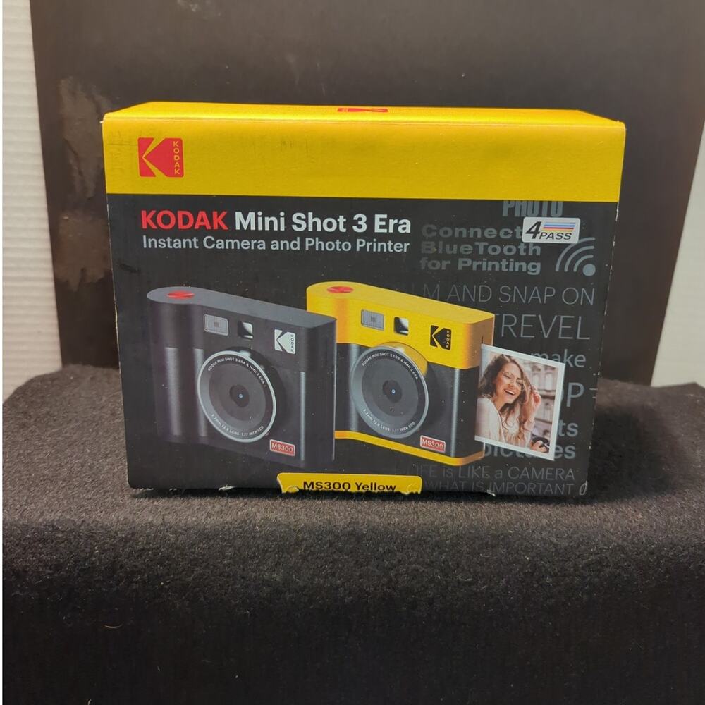 KODAK Mini Shot 3 Era Instant Camera and Photo Printer MS 300